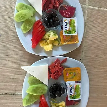 Ozturk Hotel 3*